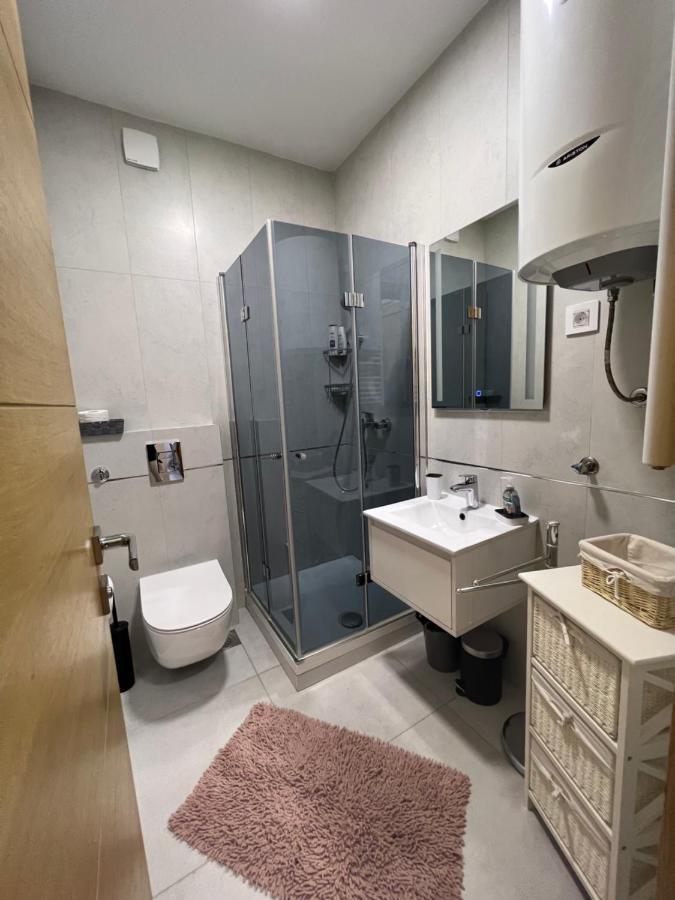 Apartment Luxe Nine Novi Sad Exterior foto