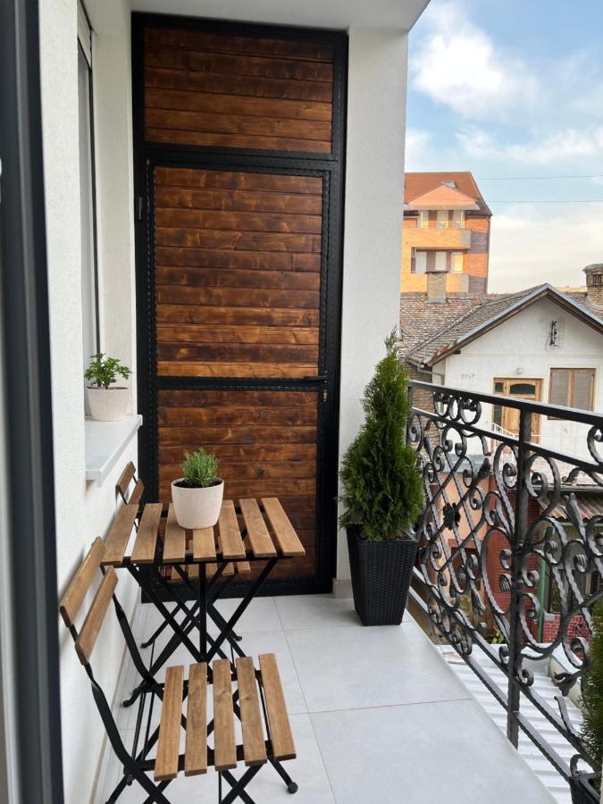 Apartment Luxe Nine Novi Sad Exterior foto